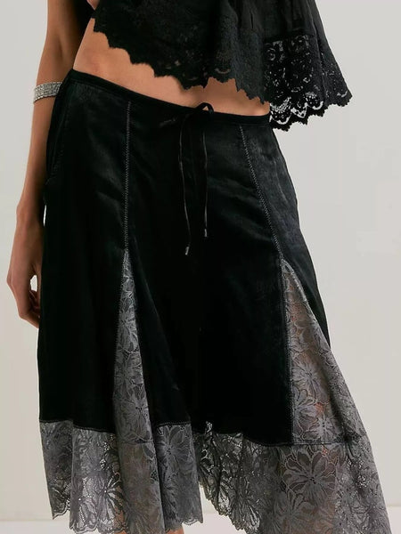 Lace Detail Shorts - Image 6