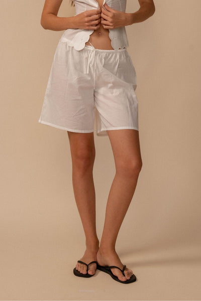 White Billie Short - Image 7