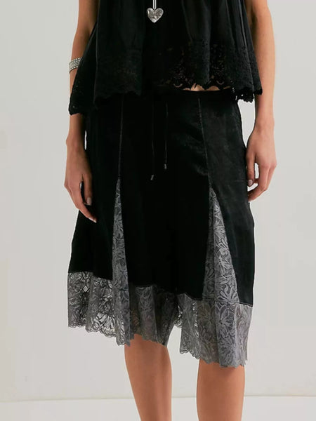 Lace Detail Shorts - Image 8