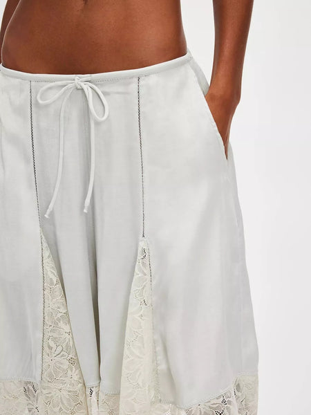 Lace Detail Shorts - Image 21