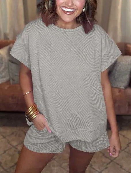 Women's Solid Textured Drawstring Shorts Set - Image 7